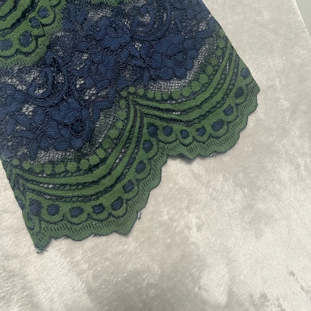 VeryJ Lace Mini Long Sleeve Bell Sleeve Dress Women’s Large Green Blue Mermaid